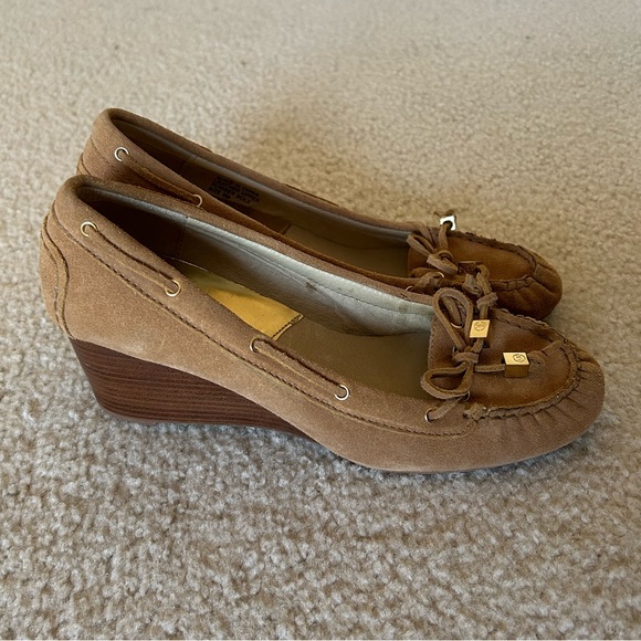 Michael Kors Suede Wedges size 8 - Picture 1 of 8